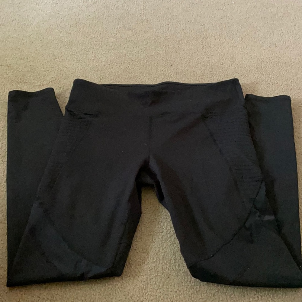 Black Fabletics Leggings